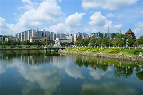 曹十九娘的画像（曹十九舞绿钿翻译）