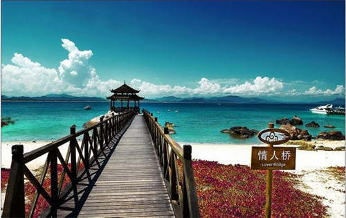 梦到房子着火佛像还在是什么意思（梦见房子火灾后的样子）